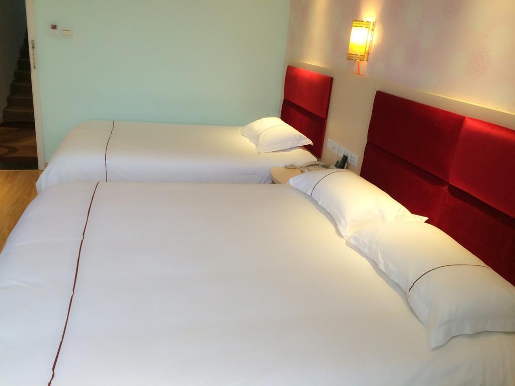 Super 8 Hotel Chengdu Airport Branch Oda fotoğraf